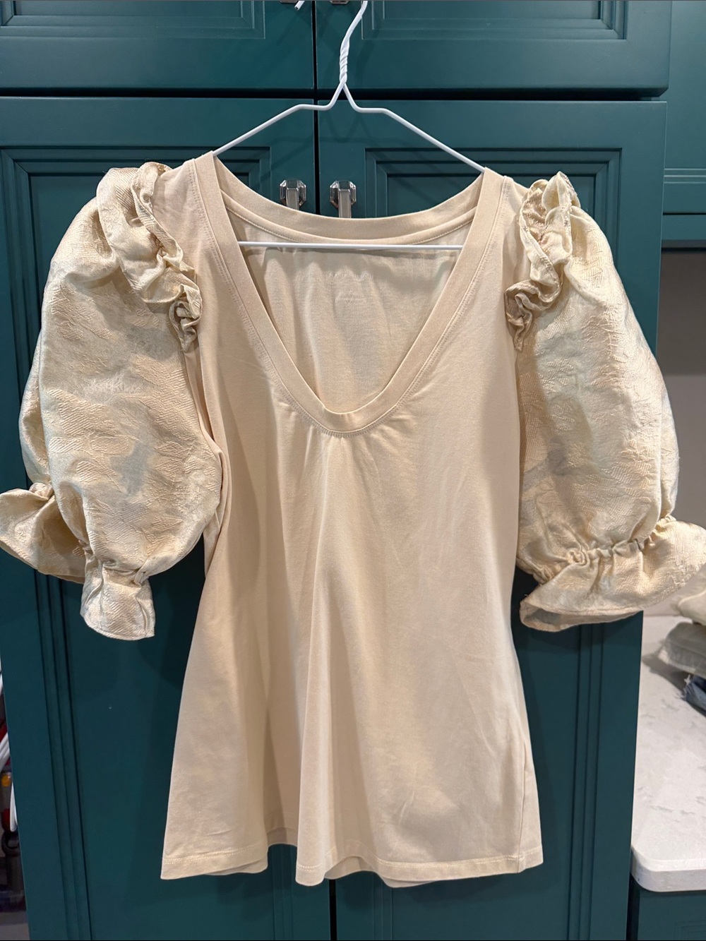 Anthropologie Cream Puff-Sleeve V-Neck Tee